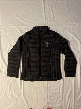 Woman’s small monster puffer